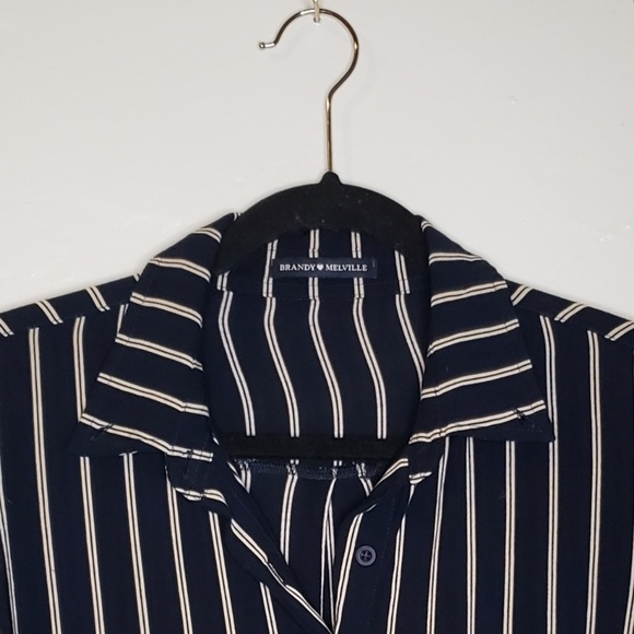 Brandy Melville Striped Cropped Button-down - Picture 3 of 4